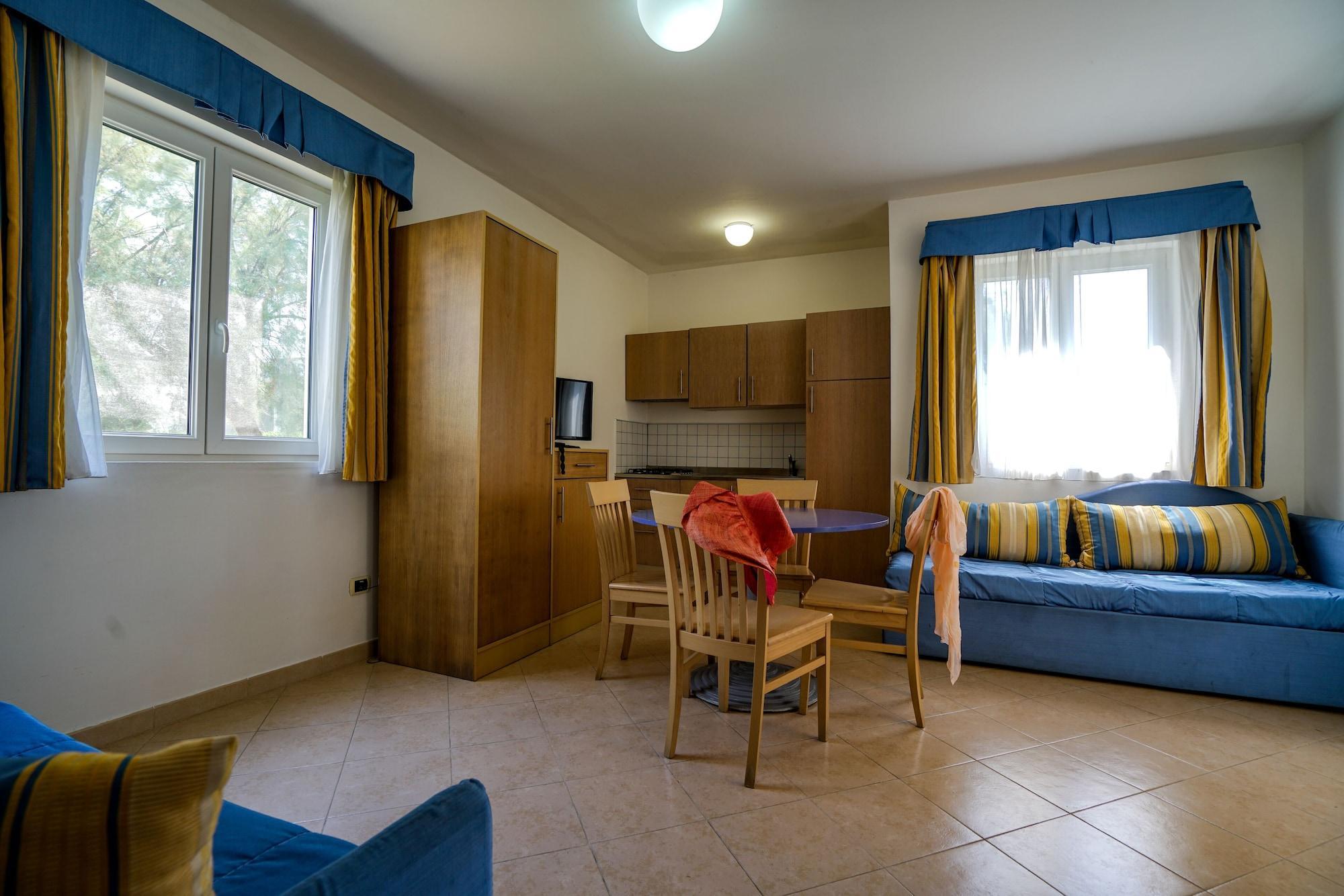 Futura Club Torre Rinalda Hotel Екстериор снимка