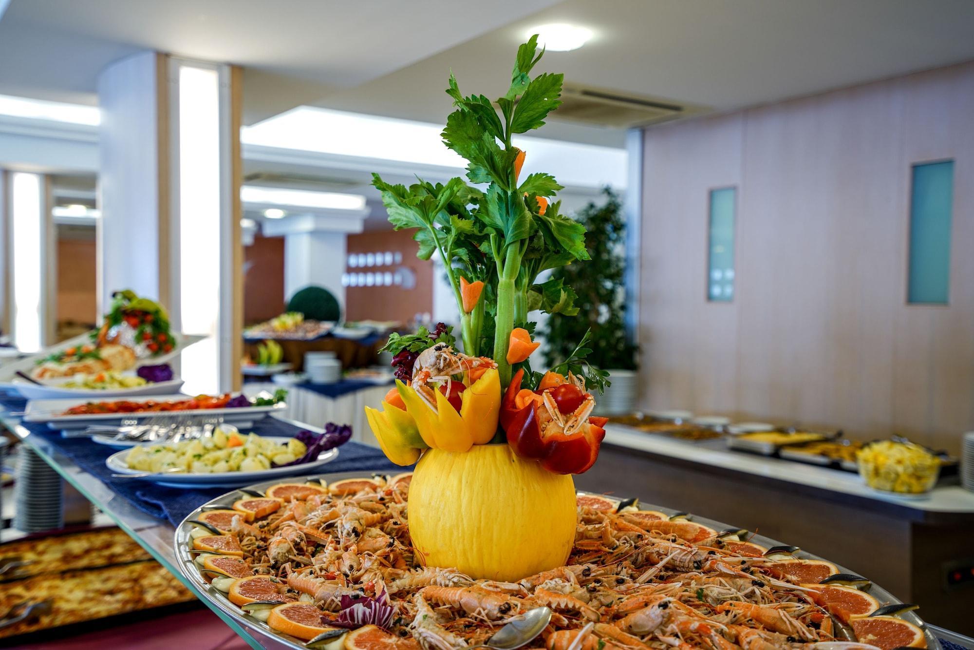 Futura Club Torre Rinalda Hotel Екстериор снимка