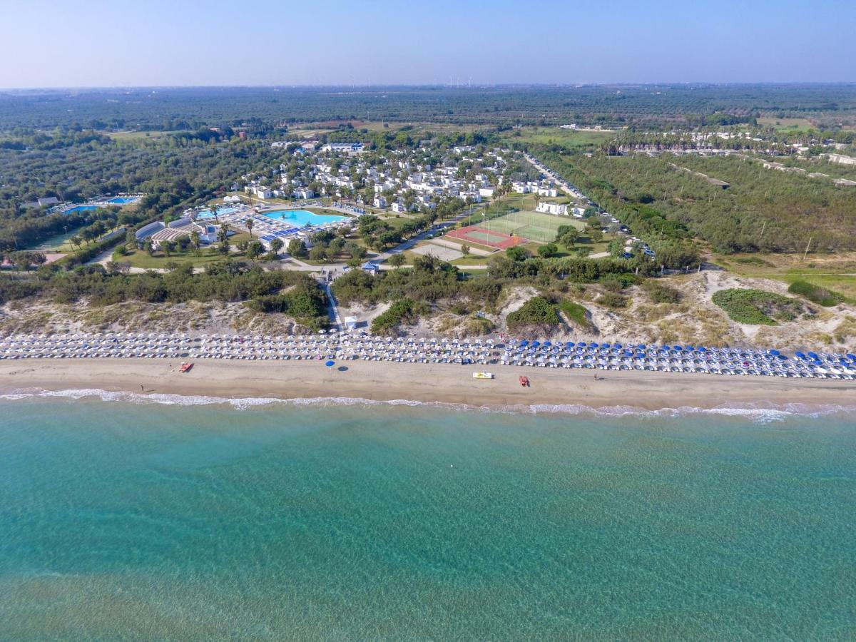 Futura Club Torre Rinalda Hotel Екстериор снимка