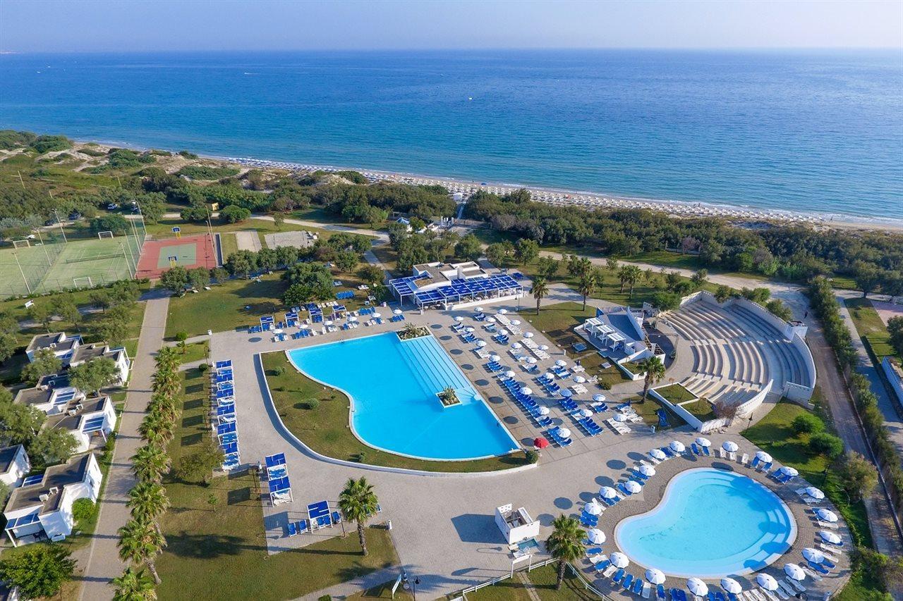 Futura Club Torre Rinalda Hotel Екстериор снимка