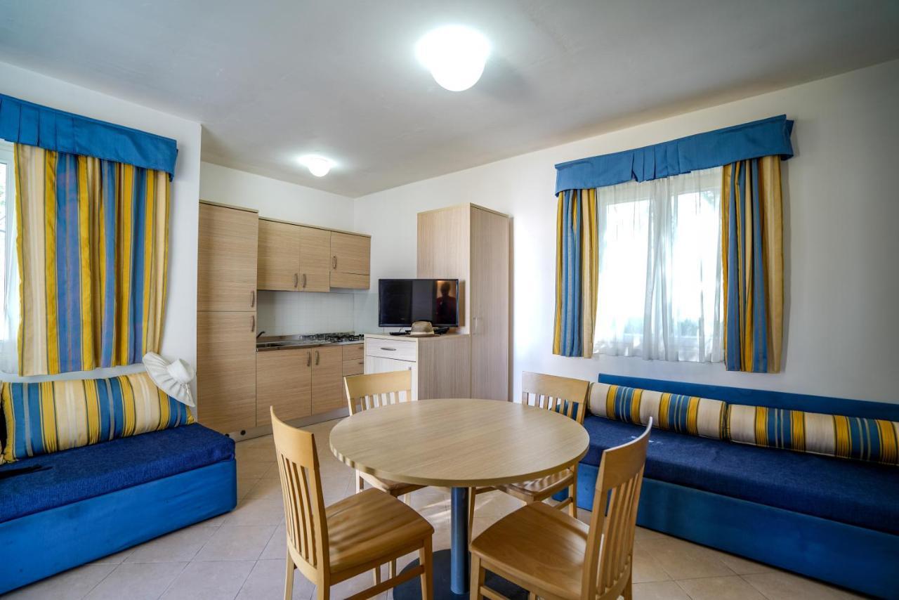 Futura Club Torre Rinalda Hotel Екстериор снимка